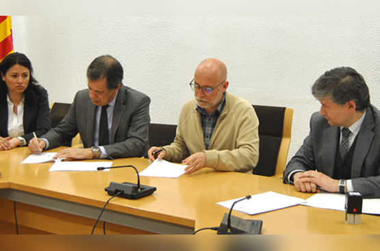 Ir a la noticia Firma de un Fondo Social entre el Ayuntamiento de Sant Celoni y SOREA