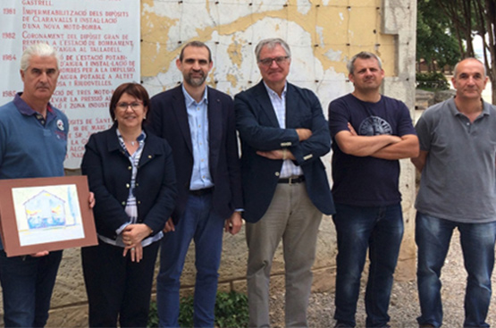 Ir a la noticia Signem un conveni de col·laboració amb l'associació d'Amics de l'Arbre