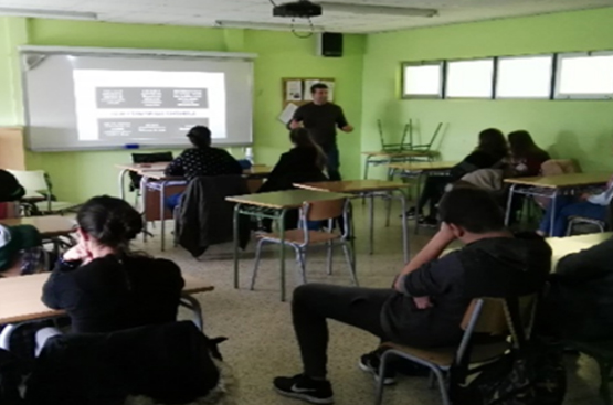 Ir a la noticia Colaboramos con alumnos de Artesa de Segre en su desafío First Lego League