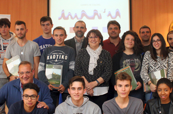 Ir a la noticia Arreglamos con arte urbano una caseta de bombeo en Tàrrega